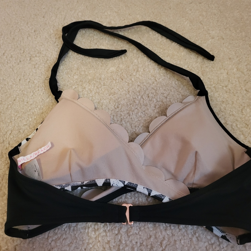 Vanilla/Beach Swimwear Top - Picture 3 of 5